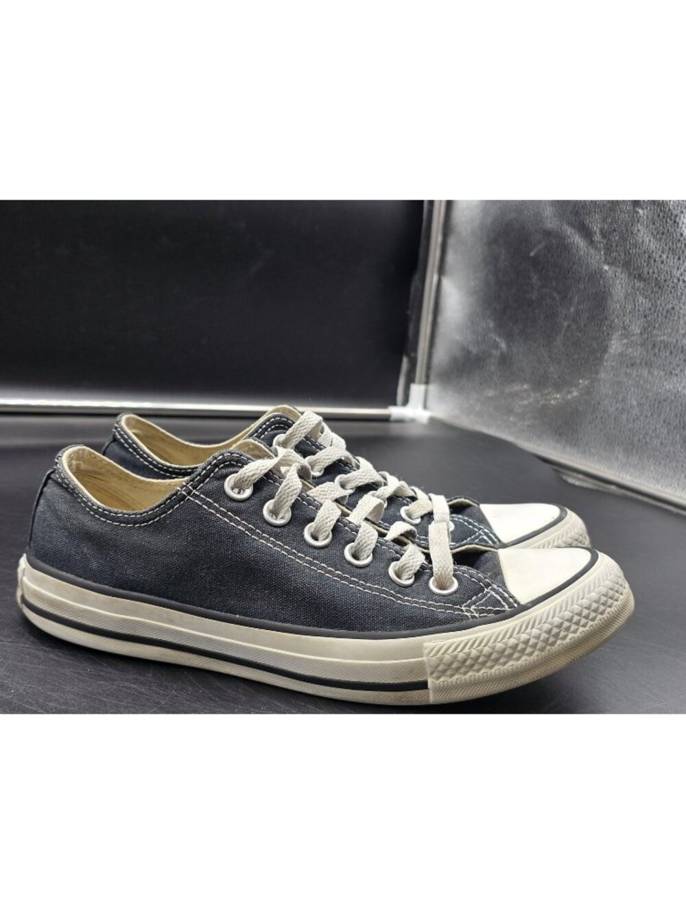 Converse Chuck Taylor All Star Shoes Mens Size 5 Black Low Top Sneakers M9166